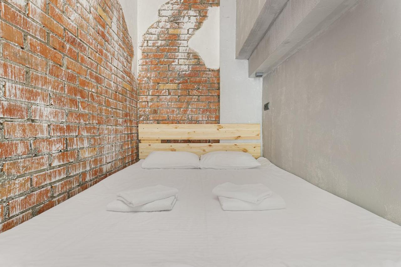 Loft On Mayakovsky 9 Odessa Luaran gambar